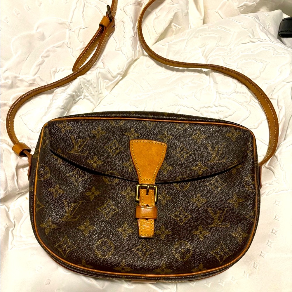 Authentic Louis Vuitton Jeune Fille MM vintage crossbody bag